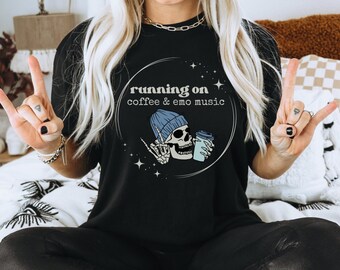 Camiseta de manga corta con café y música emo, camiseta de música emo, camiseta emo para personas mayores