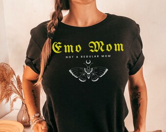 Maglietta a maniche corte mamma Emo, camicia mamma Emo, camicia Emo anziana, maglietta estetica Emo, maglietta mamma Emo anziana, ancora Emo, regalo per la festa della mamma Emo