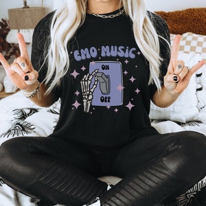 Emo Musik Shirt, älteres Emo Shirt, Emo Tshirt, Emo Geschenk, Goth Shirt, Punk Shirt
