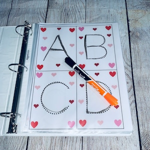 Valentijnsdag, handschriftalfabet overtrekken en nummer 1 tot 20 flashkaarten, interactieve map, kleuterschool, educatieve activiteit druk werk