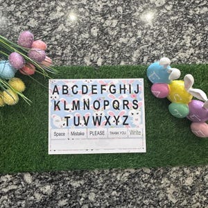 Tabla del alfabeto con tema de Pascua, tablero del alfabeto de comunicación, Montessori, generador de oraciones, descarga digital no verbal para autismo, imprimible