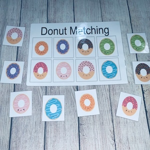 Donuts sorteren matching interactieve activiteit druk werk school leraar kleuterschool peuter Montessori kinderen druk werk Thuisonderwijs