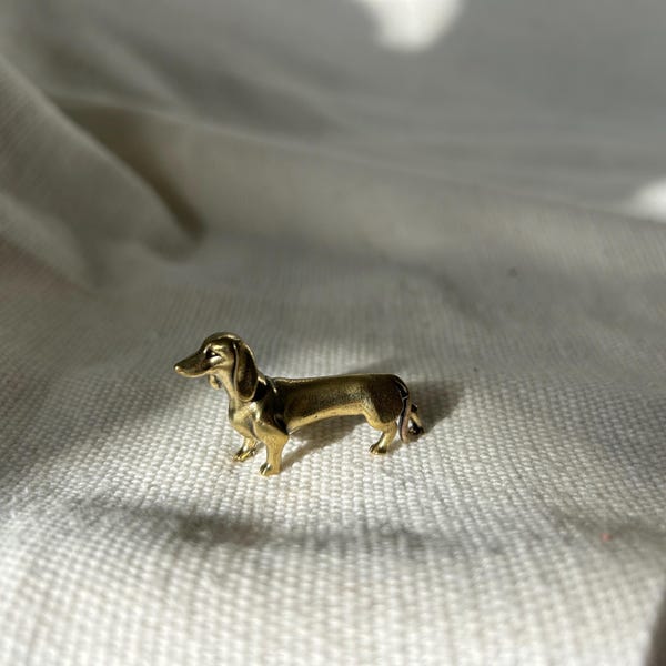 Vintage Brass Dachshund Figurine – Small Collectible Dog Ornament