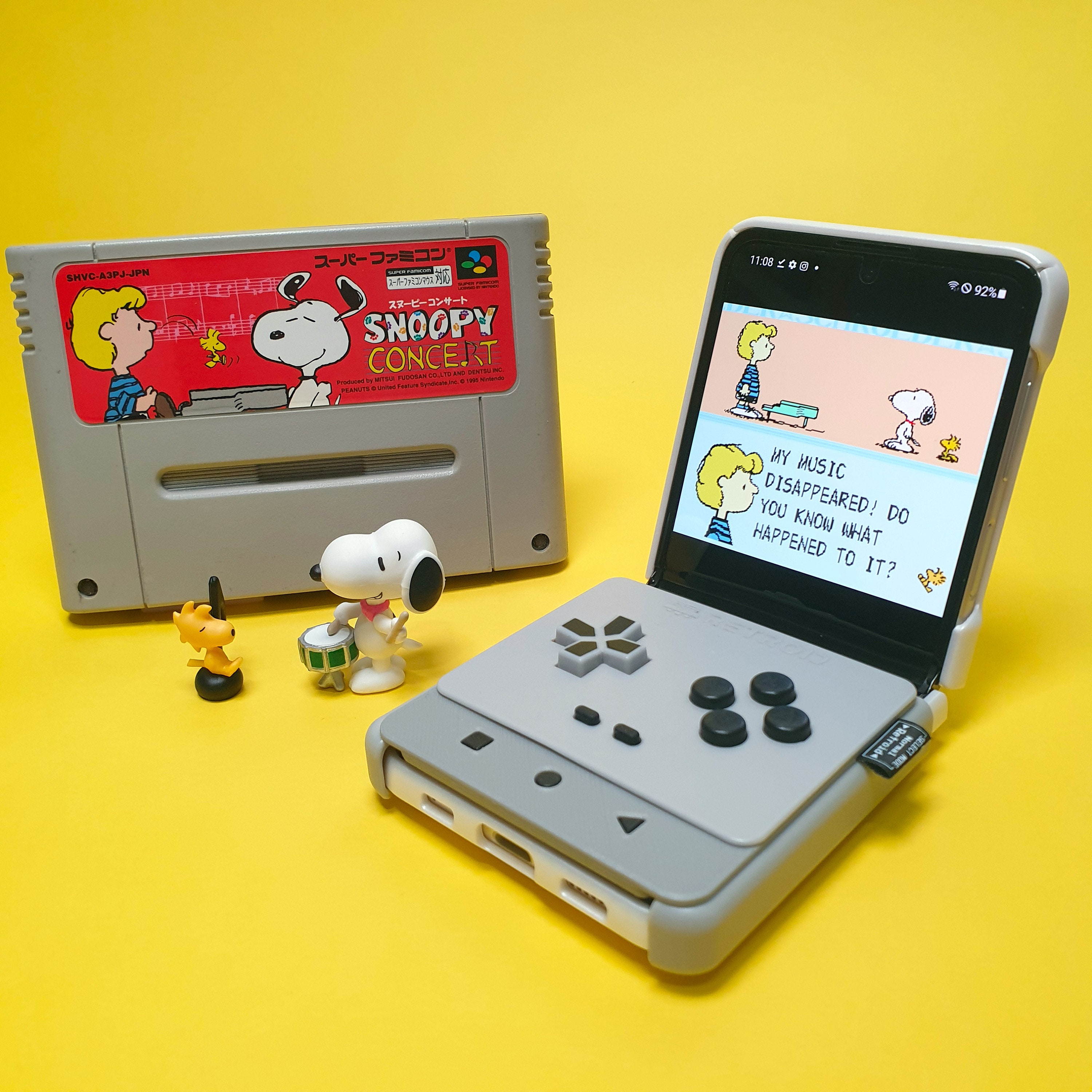 The Game Boy Advance SP lives! - Samsung Galaxy Z Flip : r/retrogaming