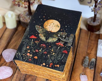 Moon & Butterfly Lederbuch - Vintage Büttenpapier schreiben zeichnen Notizbuch Skizzenbuch