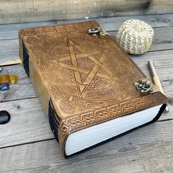 600 Pages Large leather journal, Pentagram Journal, spell book Book of Shadows Leather Grimoire journal Sketchbook Valentine Gift for him