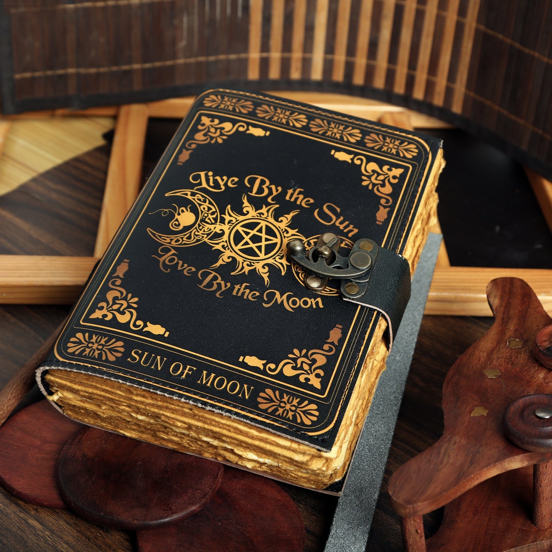 Triple Moon Goddess Grimoire Journal: Vintage Spell Book of Shadows ...