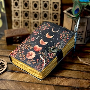 Moon Phase Vintage Leather Journal for Men & Women 200 Pages of Antique Handmade Deckle Edge Paper, Leather Sketchbook, Christmas Gift