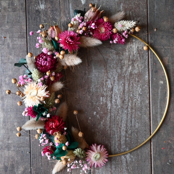 Wreath wall dried and stabilized flowers flower circle