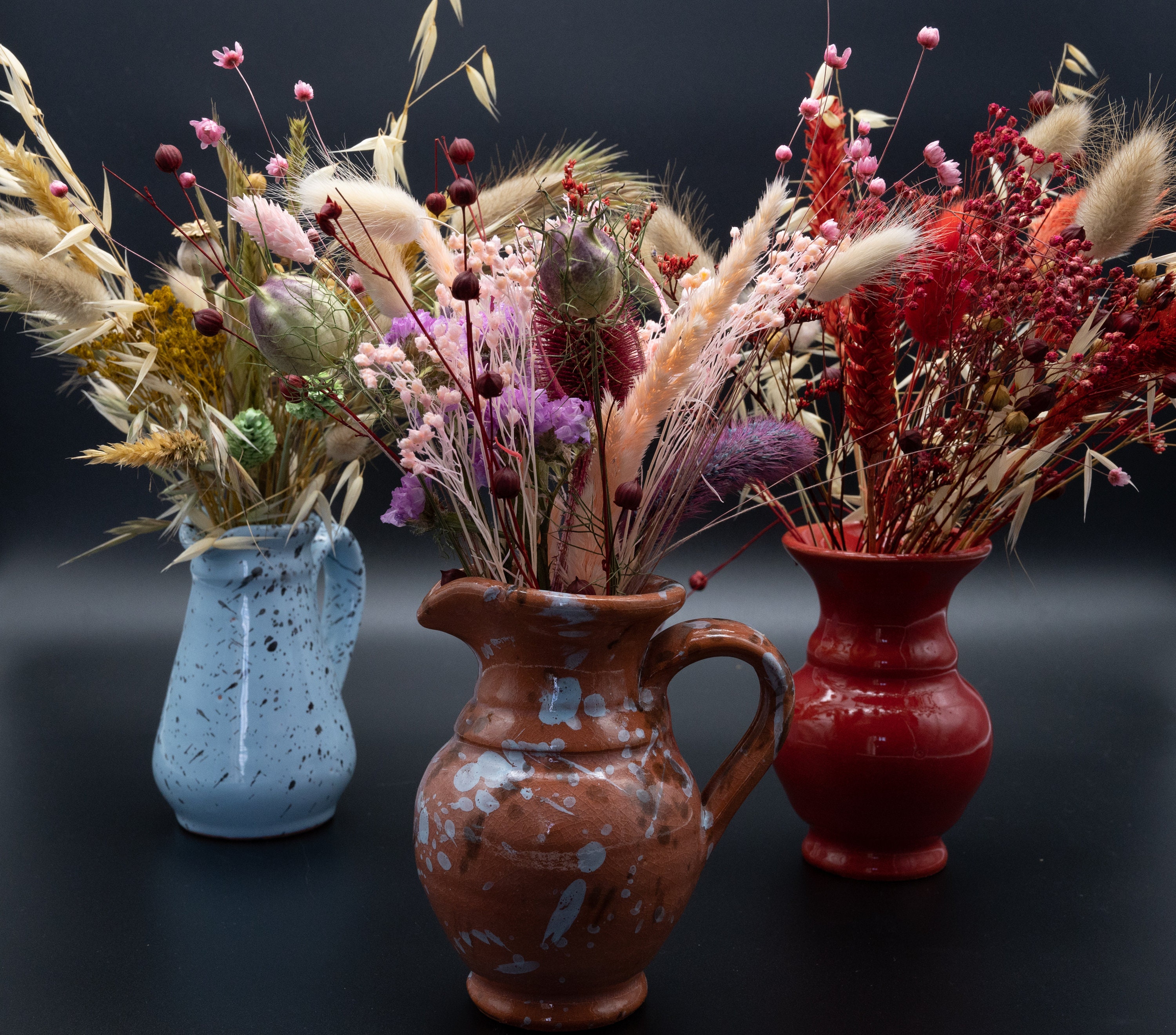 Composition Bouquet Fleurs Séchées et Poterie Émaillée