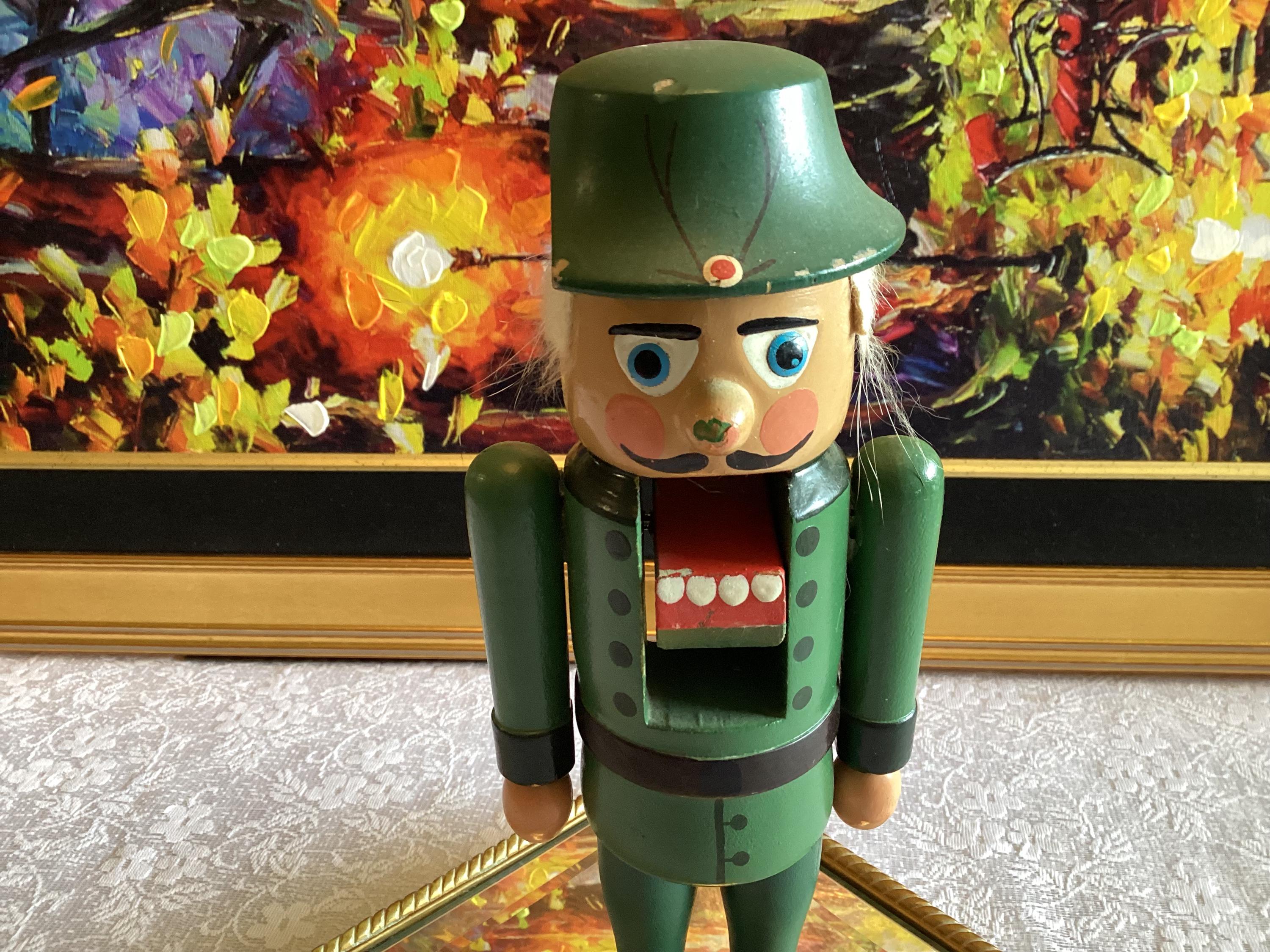 関税込み アンティーク エルツ山地 ドイツ くるみ割り人形 ドイツ民主