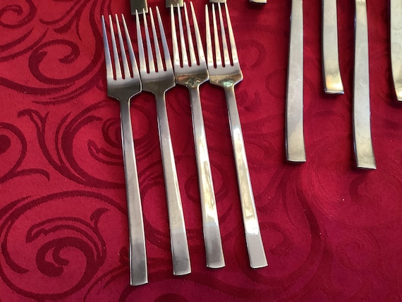 ニュージャパンテーブルウェア　カトラリーセット　レトロ　未使用 ニュージャパンテーブルウェア カトラリーセット レトロ 未使用