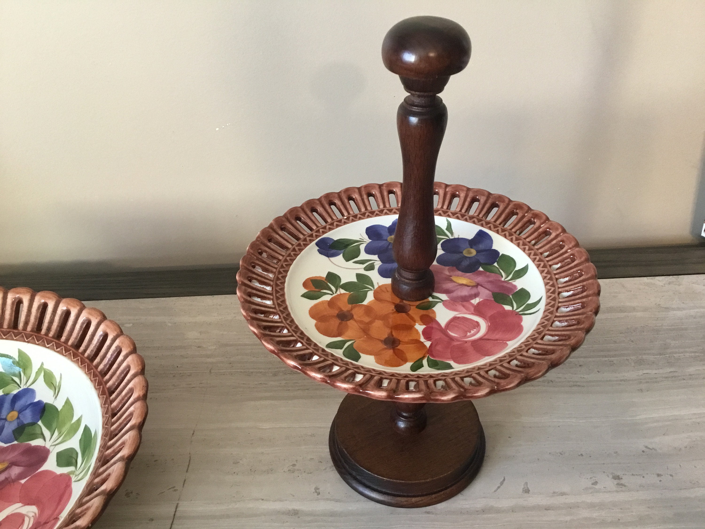 A Beautiful Vintage Hand Painted Italian Fruit Bowl And Raised Etsy
