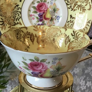 Stamped Paragon Fine Bone China England Gorgeous Yellow With Gold Accents And Fruits / Flowers Design Estate