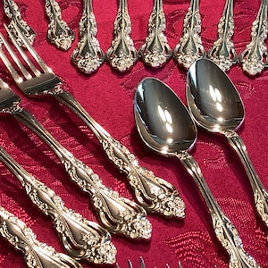 58 Pieces Of Classic Baroque Pattern Elegant Electroplated 24K Gold Imperial Silverware Flatware Cutlery Wedding Anniversary Gift