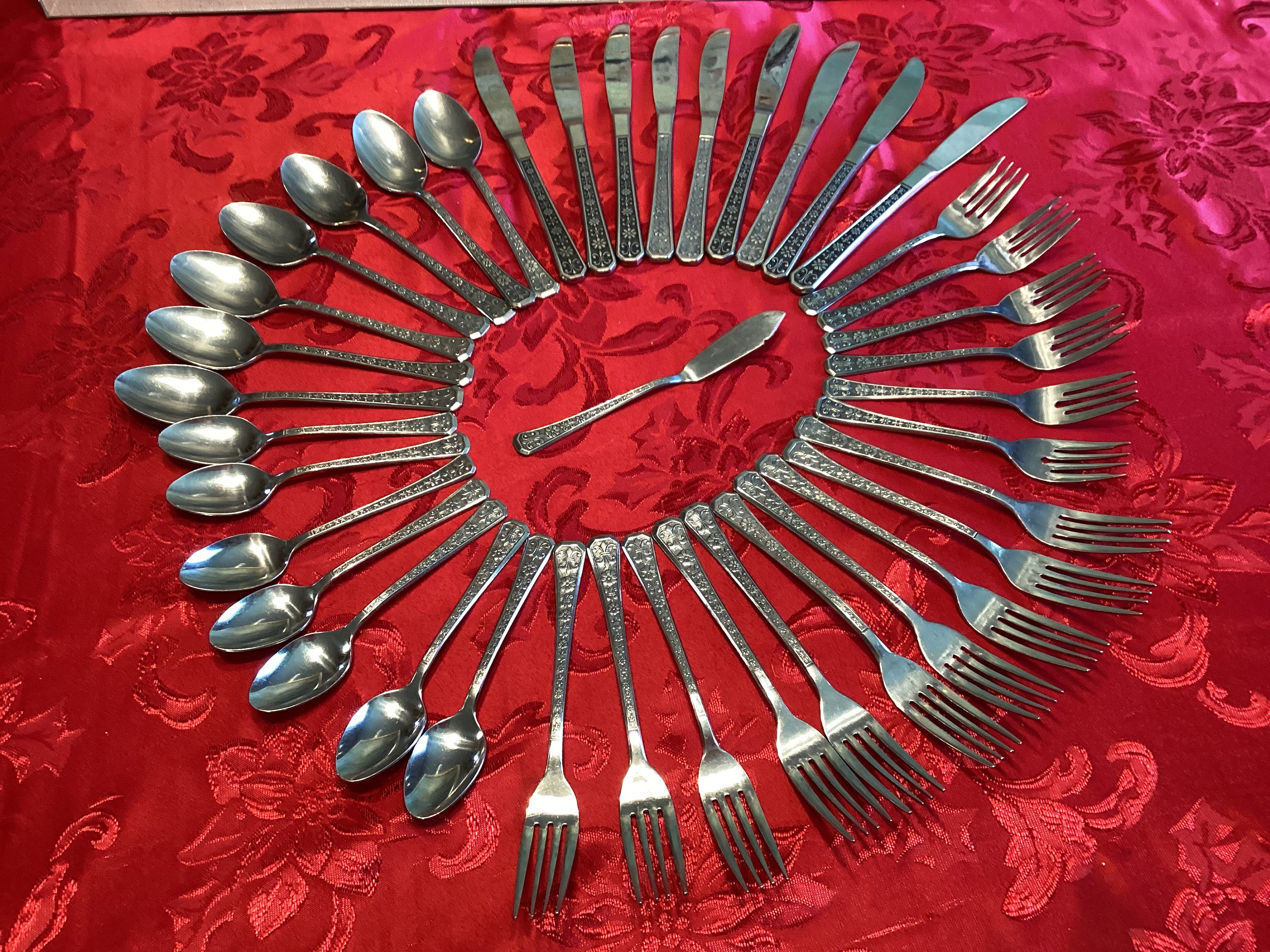 Set Accessori Caminetto Fleur De Lys In Metallo - 5 Pezzi Con Attizzatoio, Pinze, Pala E Spazzola - Foto 6