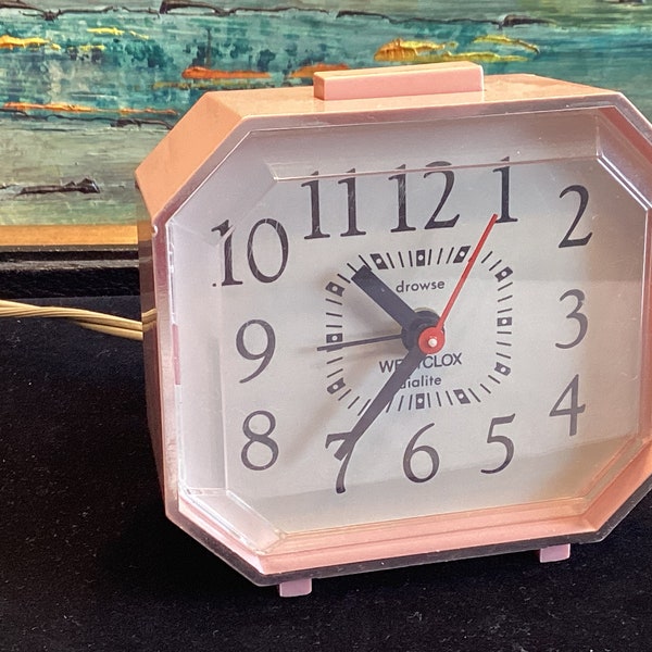 Westclox Retro MCM Pink Electric Table Top Vintage Alarm Clock In Working Condition