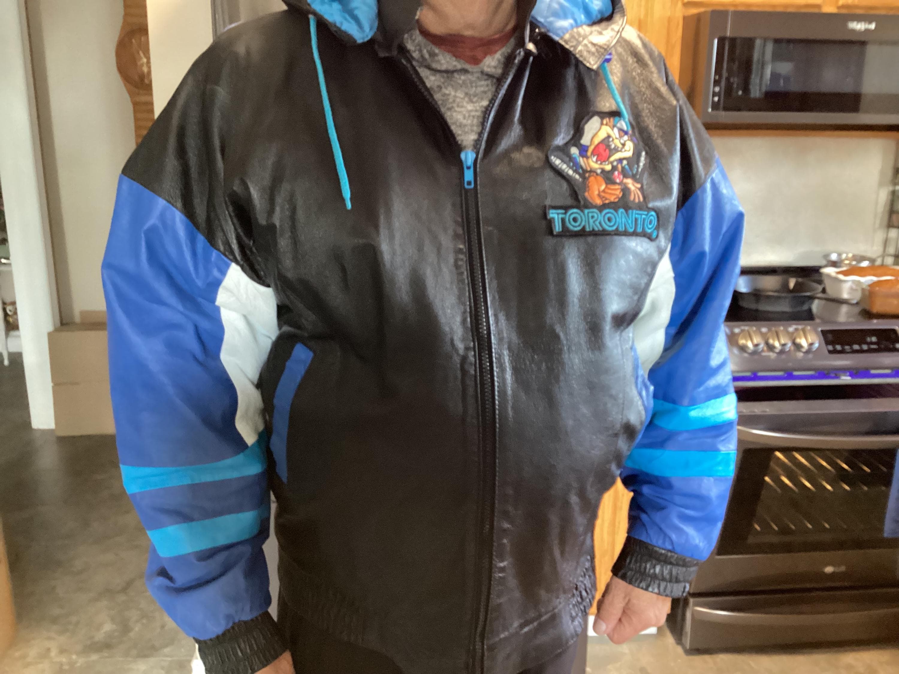 Toronto Blue Jays Looney Tunes Tasmanian Devil Leather Jacket Rare Toronto Blue Jays Looney Tunes Tasmanian Devil Leather Jacket Rare