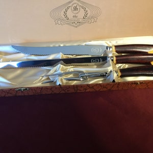 Glo Hill 3 Piece Carving Set / Stainless Steel Blades Antler Bakelite Tested Handles And Storage Case All 3 Pieces Are In Immaculate Shape