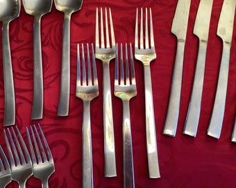 ニュージャパンテーブルウェア　カトラリーセット　レトロ　未使用 カトラリーセット ステンレス 25本 未使用 昭和レトロ - メルカリ