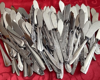 Mismatched Silver Plated And Stainless Steel Butter Spreaders / Butter Knifes Being Sold In Different Quantities Ornate Japan Oneida