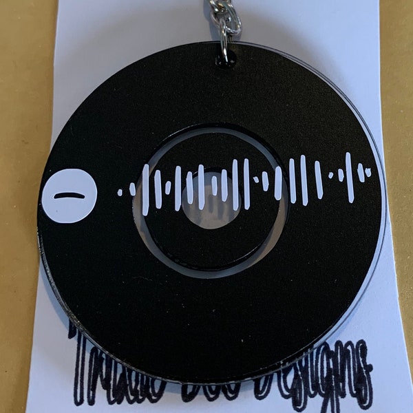 Keyring with retro record vinyl appliqué and Music song code for song of your choice.