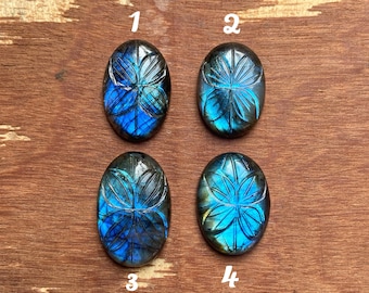 AAA Grade Labradorite Blue Flash Carved, Oval Shape Gemstone, Carved Labradorite, Both Side Carved, Best for jewellery