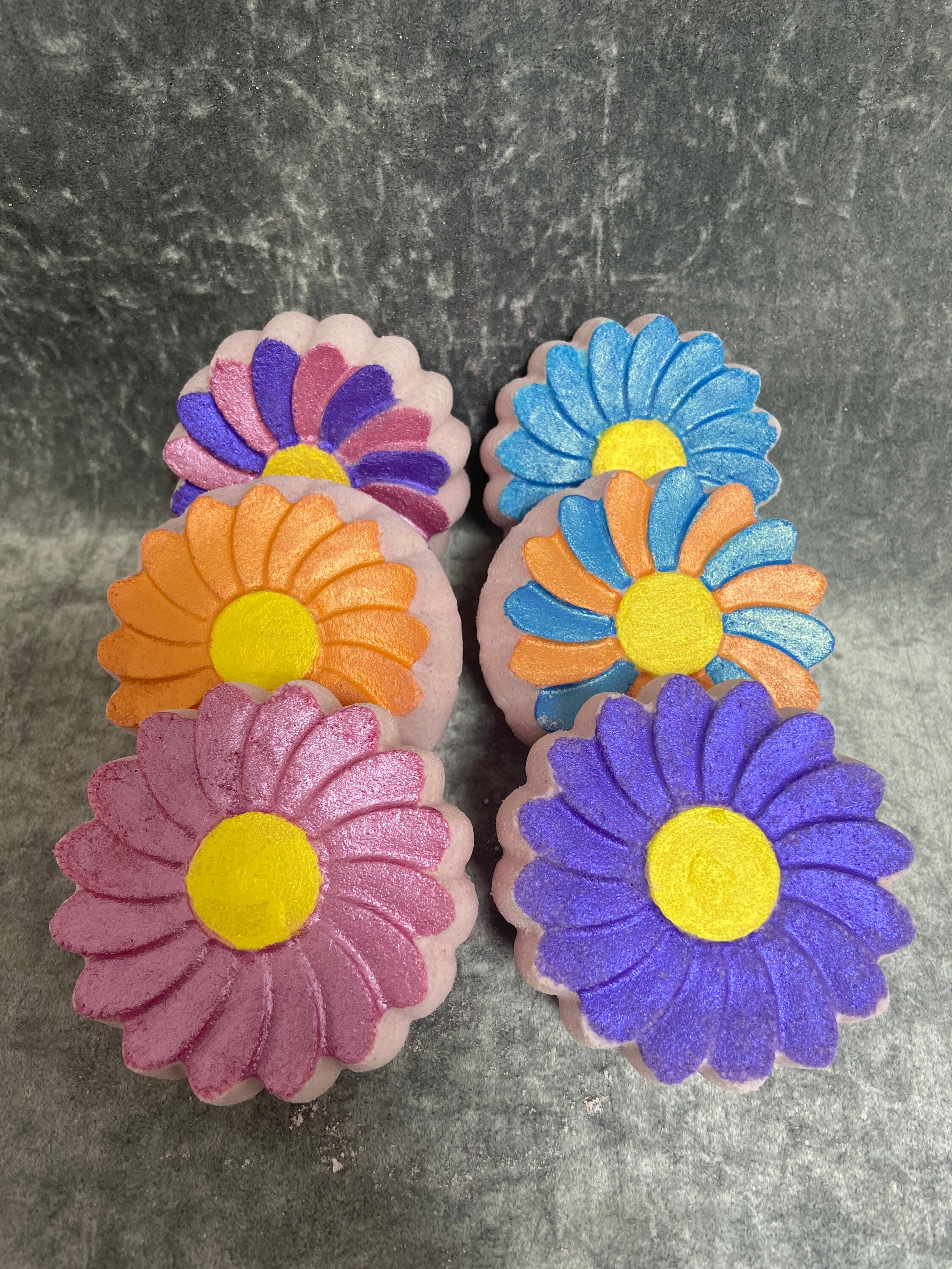 Handmade flower bath bombs Etsy