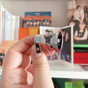 Stray Kids Miroh inspired Enamel Pin