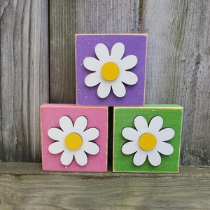 Spring Flower Mini Wood Blocks, Mini Tiered Tray Decor, Flower Mini Wood Art, Daisy Flower Decor, Farmhouse Flower Decor, Wood Flower Decor