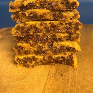 Chocolate Chip Cookies- 2 dozen
