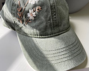 Washed Coton Baseball Cap,Floral hand embroidered baseball cap, Large Hand Embroidery,Curved Brim Baseball Hat,Colorful Summer Hat