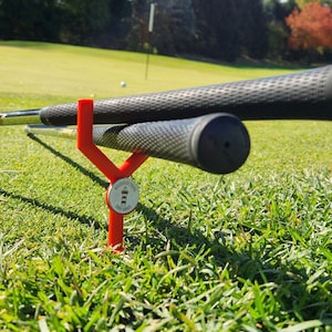 Grip Caddy: Golf Club Stand with Ball Marker Holder