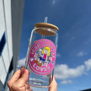 Personalized Lizzie McGuire Glass Cup: 90s Iced Coffee Lover, Floral Design