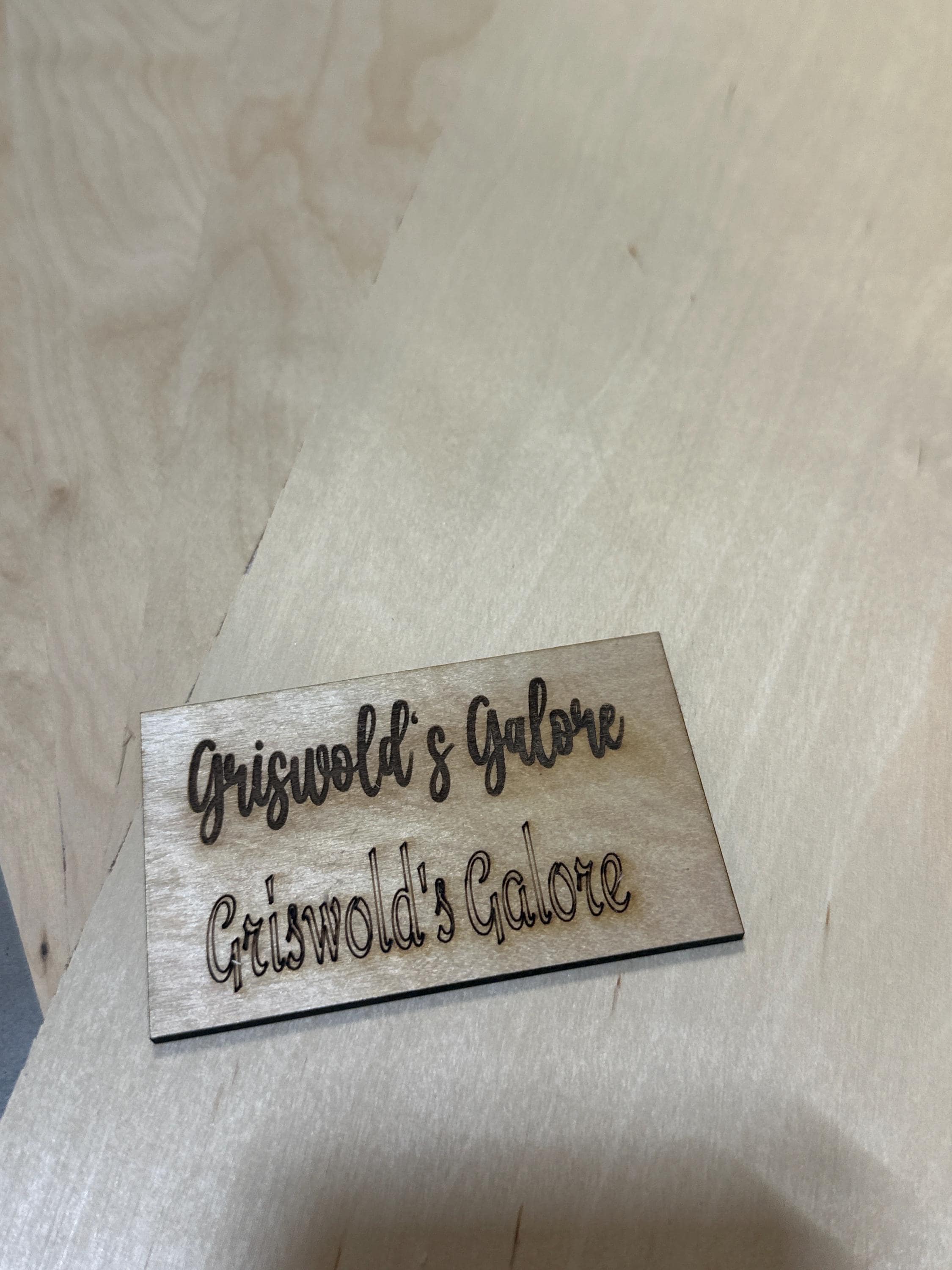 1/8" bouleau blanc, avec noyau en MDF, bouleau 2 faces, CNC, laser bouleau, Mira, laser bois, bouleau blanc, OMTTECH, laser, xtool, laser bois, laser