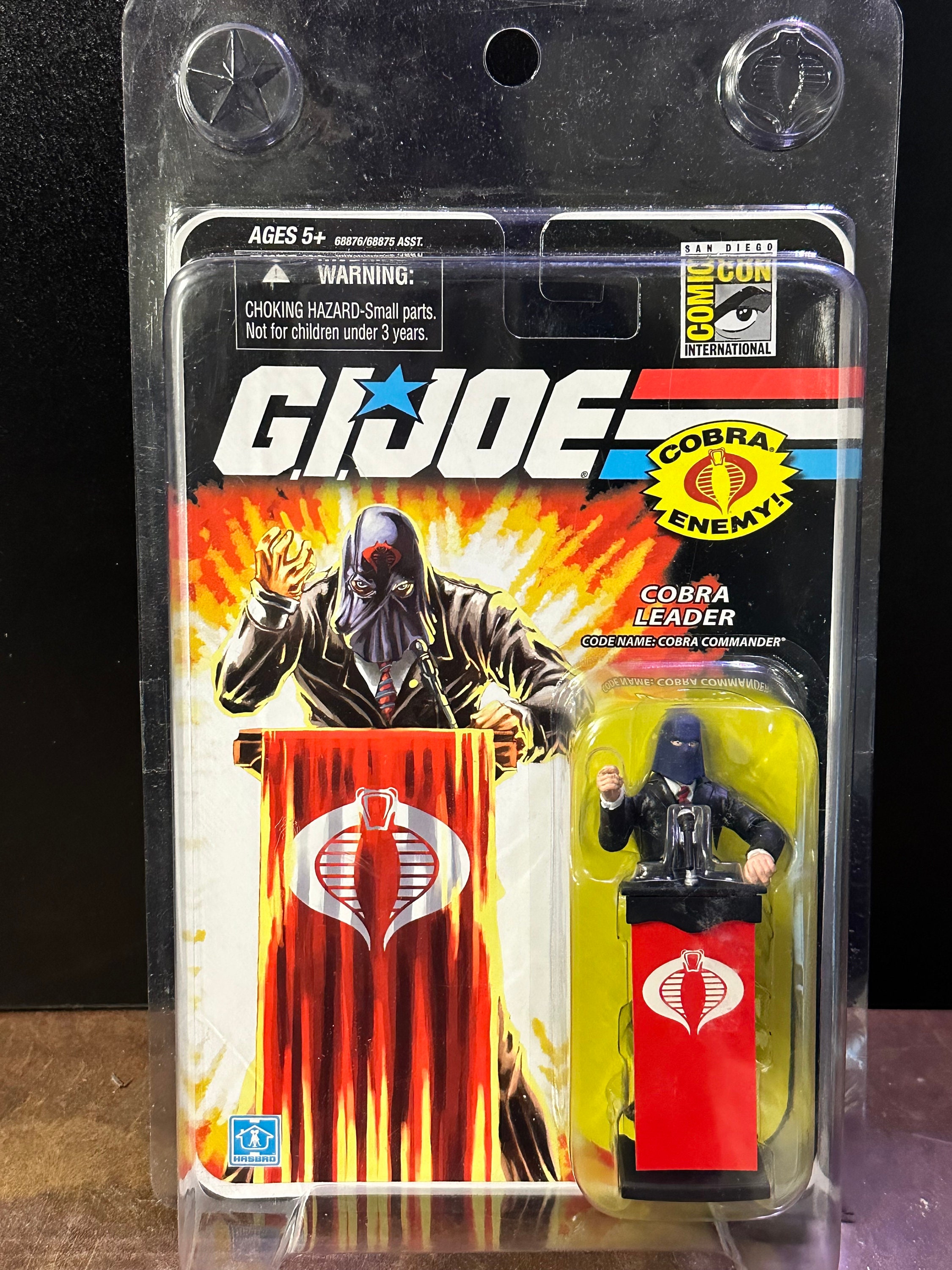 GI Joe Cobra Commander With Podium Figure 2008 Comic Con With Case