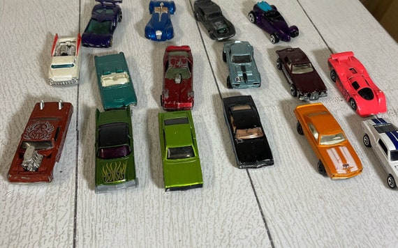 Buy Vintage Hot Wheels Marx Matchbox Etc Lot 12 B61 Online in