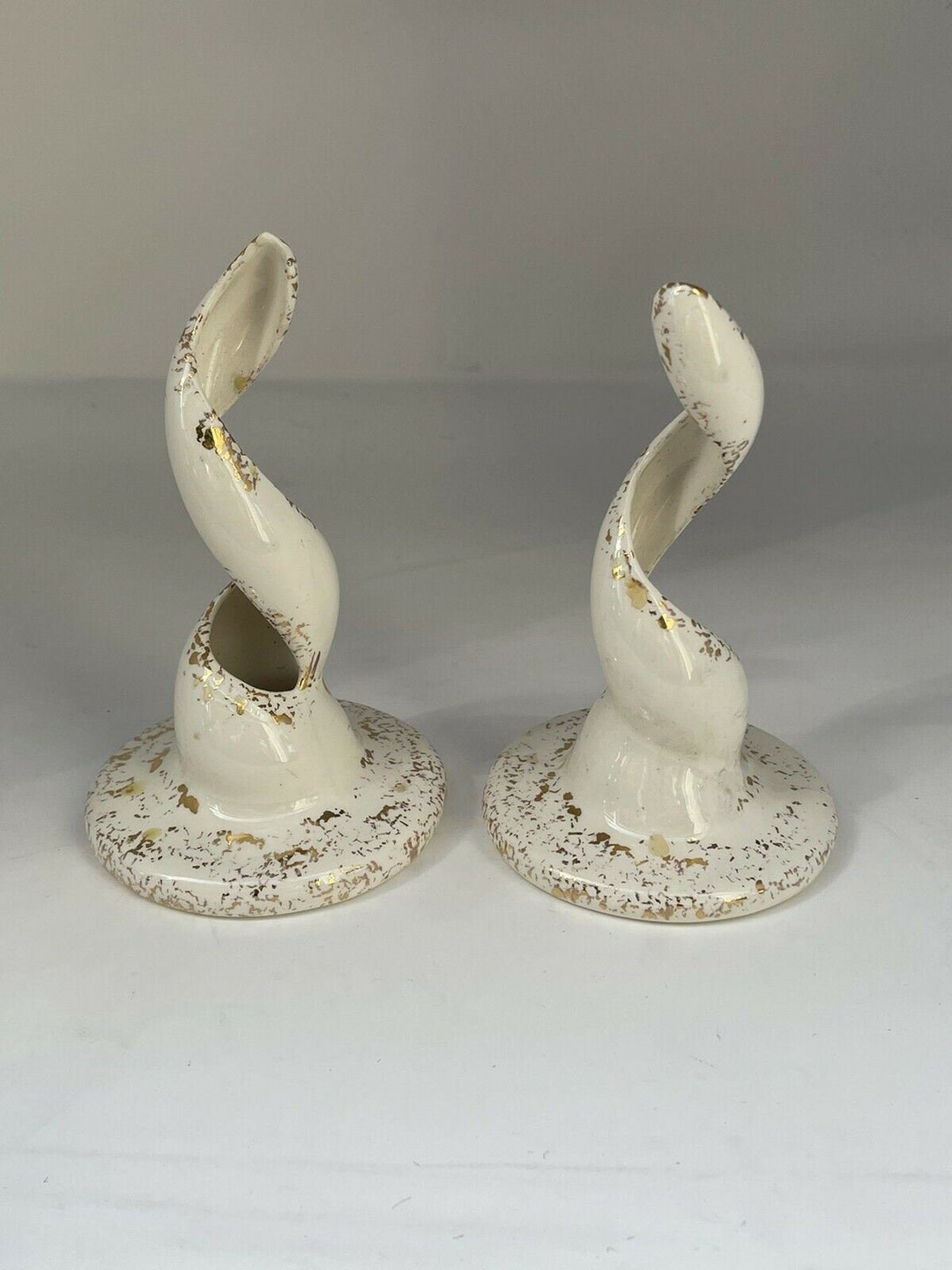 Vintage Metlox Poppytrail 6 Egg Shell Gold Flake Spiral Candle Holders