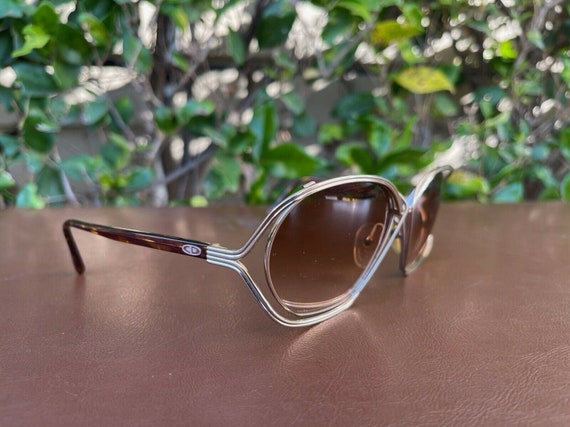 Vintage Christian Dior 2499 66 08 Silver Oval Sunglasses Glasses