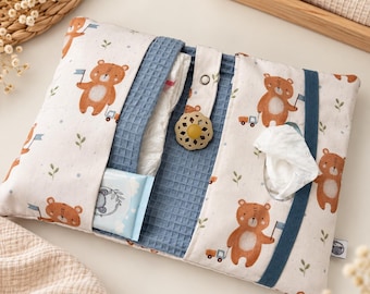 Diaper bag with little bear design, handmade baby accessory, BÄRLI baby accessory gift for newborns