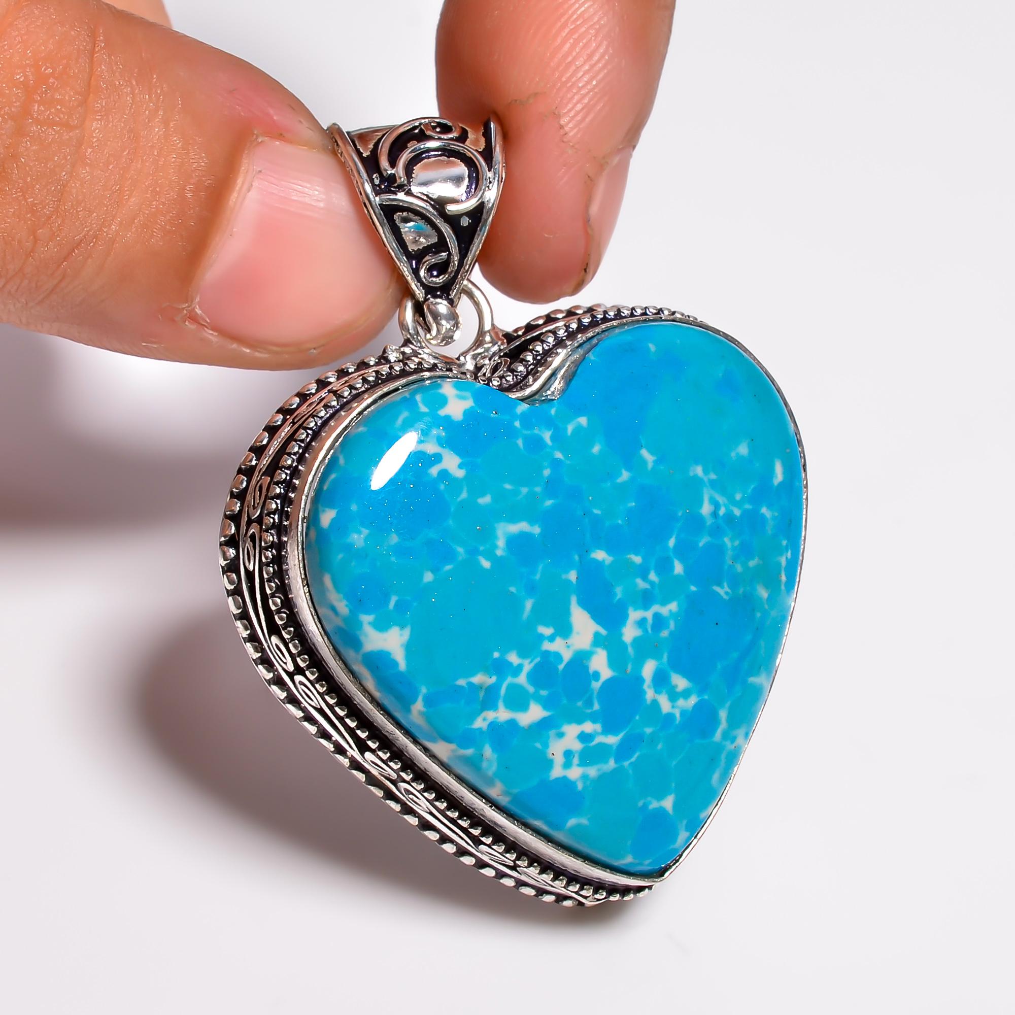 ラリマーハートペンダント：925スターリングシルバーの