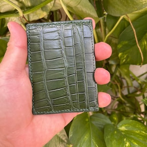 Tarjetero de piel de cocodrilo auténtica verde con diseño de cocodrilo, minitarjetero minimalista con diseño de cocodrilo, regalo para él o papá