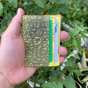 Porte-cartes de crédit en cuir véritable noir/jaune lézards / Porte-cartes de visite porte-cartes / Porte-cartes RIFD minimaliste en cuir / Cadeau pour lui