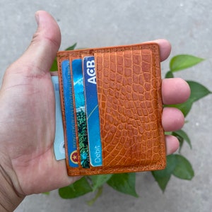 Porte-cartes de crédit en véritable peau d'alligator marron clair/Porte-cartes mince avec porte-cartes de visite/Porte-cartes minimaliste/Mini porte-cartes en cuir