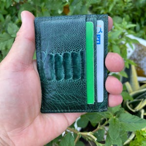 Porte-cartes de crédit VERT en cuir d'autruche véritable / Porte-cartes de visite porte-cartes / Porte-cartes minimaliste en cuir RIFD en cuir / Cadeau pour elle et lui