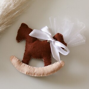 Caballito en pañales, ideas infantiles, obsequios de boda, tarjetas de lugar, nacimiento
