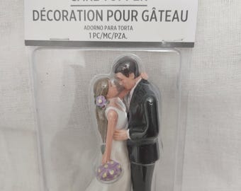 Amscan Wedding Cake Topper, Blond Hair Bride Dark Hair Groom