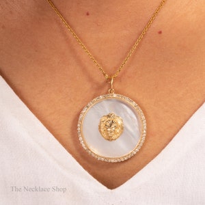 14k Mother Of Pearl Pendant/Lion Face Pendant/Vintage Art Deco/Disc Pendant/Handmade Pearl Pendant/Birthday Gift For Her/Chain & Pendant