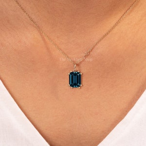 Emerald Cut Topaz Pendant/14k Yellow Gold Pendant/Solitaire Pendant/Blue Topaz Jewelry/Wedding Anniversary Gift/December Birthstone Jewelry