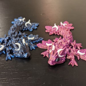 Small Lunar Dragon - 3D Printed and Fully Articulated Little Dragon, Sensory Toy, Fidget Toy